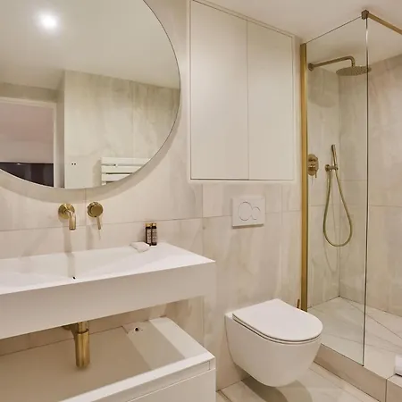 Superb Center Of By Prestige * Paris