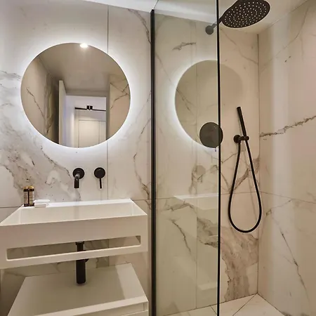 Apartment Superb Center Of By Prestige